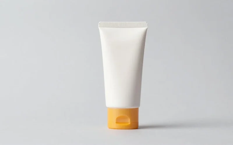 Sunscreens for beards that leave no white cast on dark facial hair